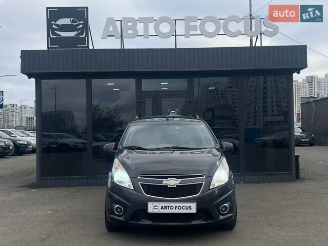 Сірий Шевроле Спарк, об'ємом двигуна 1.21 л та пробігом 93 тис. км за 6790 $, фото 2 на Automoto.ua