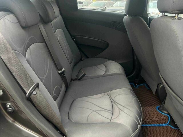 Серый Шевроле Спарк, объемом двигателя 1.2 л и пробегом 93 тыс. км за 5990 $, фото 10 на Automoto.ua