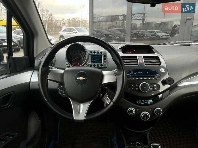 Сірий Шевроле Спарк, об'ємом двигуна 1.21 л та пробігом 93 тис. км за 6790 $, фото 13 на Automoto.ua