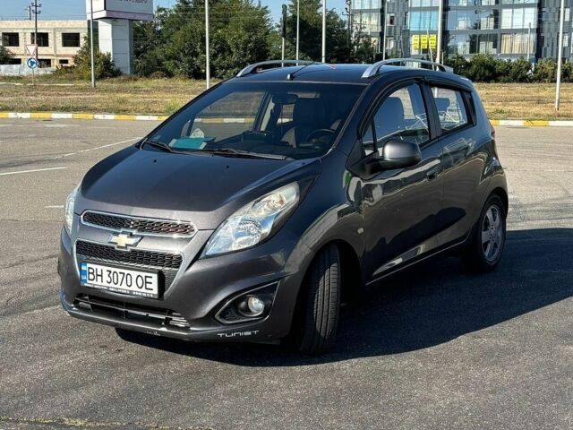 Сірий Шевроле Спарк, об'ємом двигуна 1 л та пробігом 102 тис. км за 5900 $, фото 2 на Automoto.ua