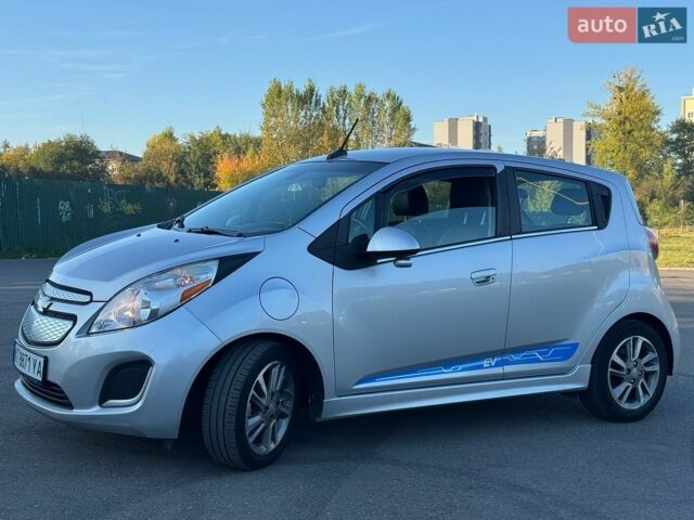 Серый Шевроле Спарк, объемом двигателя 0 л и пробегом 100 тыс. км за 6350 $, фото 15 на Automoto.ua