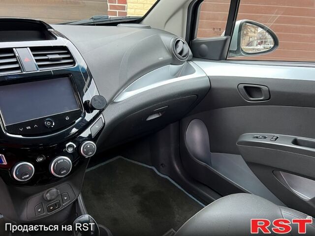 Серый Шевроле Спарк, объемом двигателя 0 л и пробегом 54 тыс. км за 9800 $, фото 8 на Automoto.ua