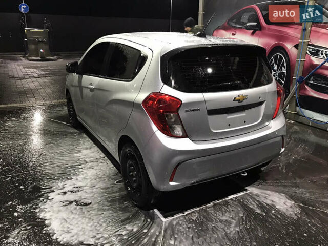 Сірий Шевроле Спарк, об'ємом двигуна 1.4 л та пробігом 19 тис. км за 10500 $, фото 6 на Automoto.ua