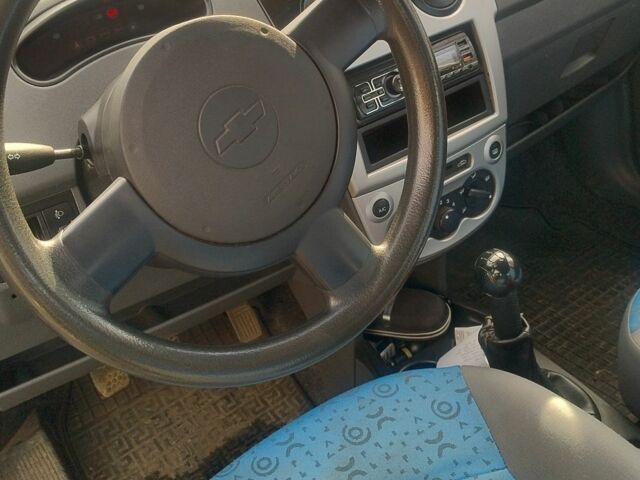 Синий Шевроле Спарк, объемом двигателя 1 л и пробегом 102 тыс. км за 2300 $, фото 3 на Automoto.ua