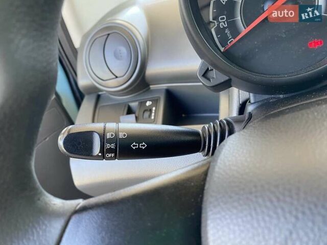 Синий Шевроле Спарк, объемом двигателя 1 л и пробегом 234 тыс. км за 4500 $, фото 20 на Automoto.ua