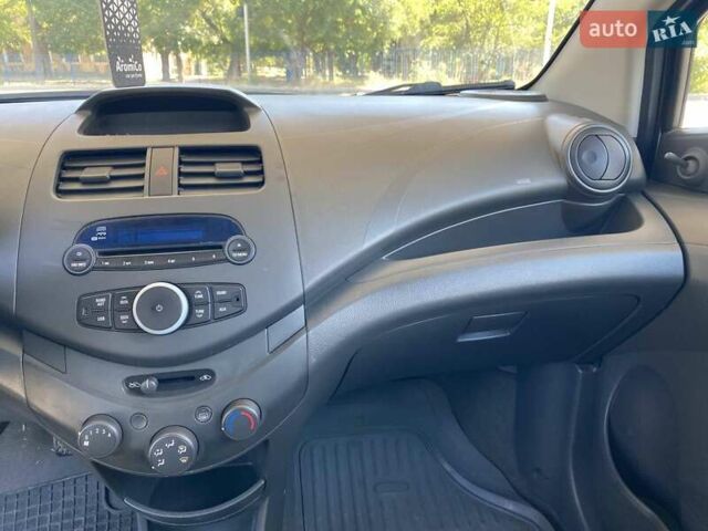 Синий Шевроле Спарк, объемом двигателя 1 л и пробегом 234 тыс. км за 4500 $, фото 23 на Automoto.ua