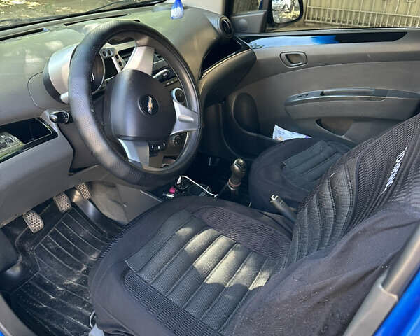 Синій Шевроле Спарк, об'ємом двигуна 1 л та пробігом 160 тис. км за 4300 $, фото 4 на Automoto.ua