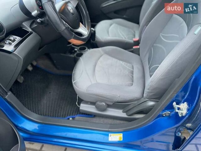 Синий Шевроле Спарк, объемом двигателя 1 л и пробегом 192 тыс. км за 4299 $, фото 18 на Automoto.ua
