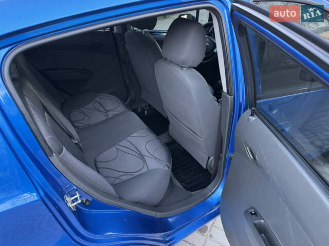 Синій Шевроле Спарк, об'ємом двигуна 1 л та пробігом 162 тис. км за 4500 $, фото 19 на Automoto.ua