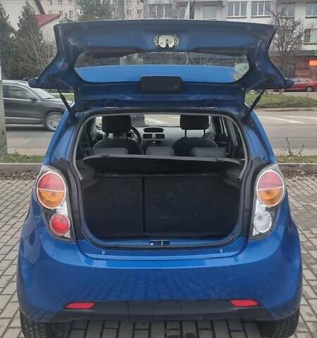 Синий Шевроле Спарк, объемом двигателя 1 л и пробегом 192 тыс. км за 4299 $, фото 8 на Automoto.ua