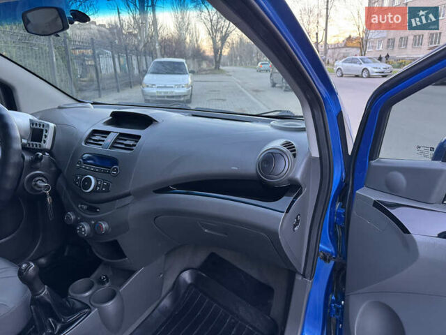 Синій Шевроле Спарк, об'ємом двигуна 1 л та пробігом 162 тис. км за 4500 $, фото 14 на Automoto.ua
