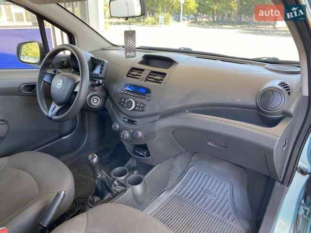 Синий Шевроле Спарк, объемом двигателя 1 л и пробегом 234 тыс. км за 4500 $, фото 14 на Automoto.ua