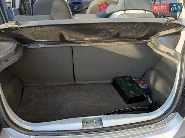 Синий Шевроле Спарк, объемом двигателя 1 л и пробегом 150 тыс. км за 4000 $, фото 11 на Automoto.ua