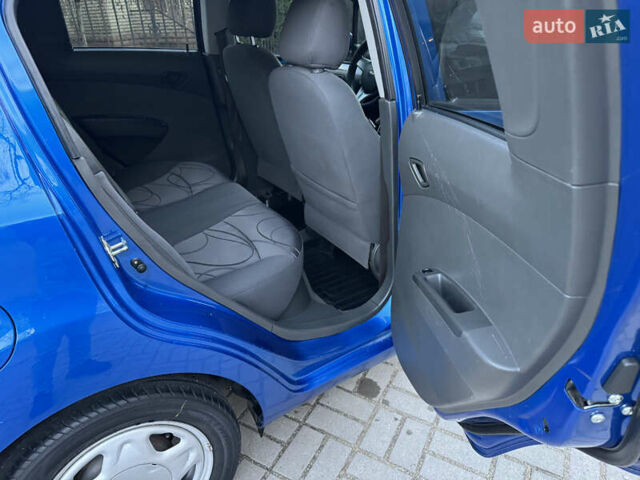 Синій Шевроле Спарк, об'ємом двигуна 1 л та пробігом 162 тис. км за 4500 $, фото 16 на Automoto.ua