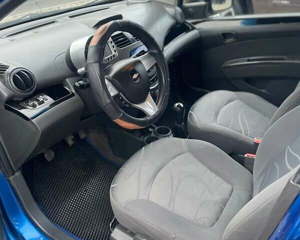 Синий Шевроле Спарк, объемом двигателя 1 л и пробегом 192 тыс. км за 4299 $, фото 10 на Automoto.ua