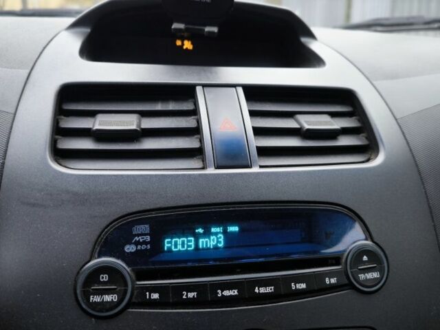 Синій Шевроле Спарк, об'ємом двигуна 1 л та пробігом 206 тис. км за 5200 $, фото 9 на Automoto.ua