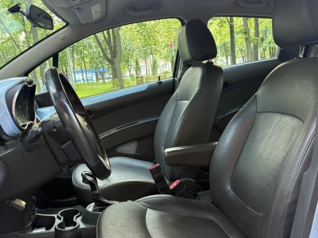Синій Шевроле Спарк, об'ємом двигуна 0 л та пробігом 130 тис. км за 5600 $, фото 3 на Automoto.ua