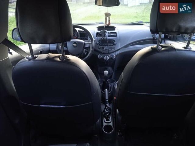 Синий Шевроле Спарк, объемом двигателя 1 л и пробегом 152 тыс. км за 5200 $, фото 1 на Automoto.ua