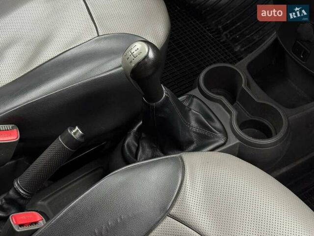 Синій Шевроле Спарк, об'ємом двигуна 1 л та пробігом 152 тис. км за 5600 $, фото 26 на Automoto.ua