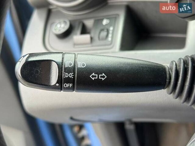 Синій Шевроле Спарк, об'ємом двигуна 1 л та пробігом 152 тис. км за 5600 $, фото 18 на Automoto.ua