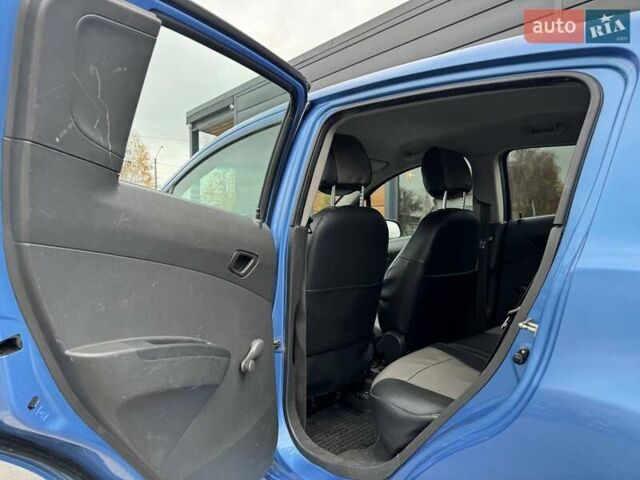 Синій Шевроле Спарк, об'ємом двигуна 1 л та пробігом 152 тис. км за 5600 $, фото 22 на Automoto.ua