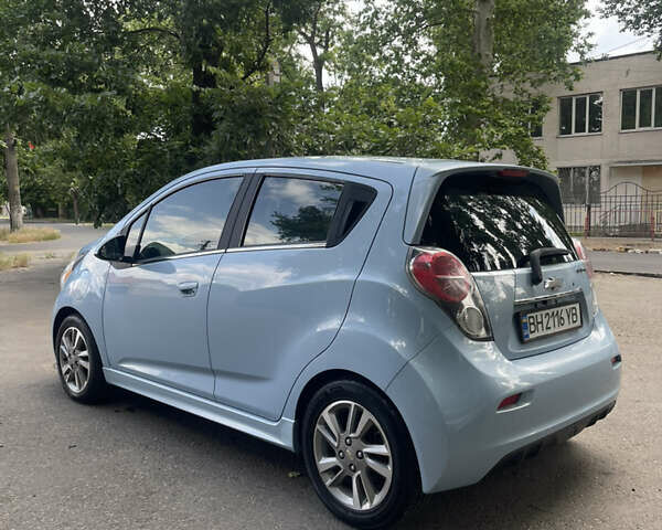 Синий Шевроле Спарк, объемом двигателя 0 л и пробегом 243 тыс. км за 5600 $, фото 4 на Automoto.ua