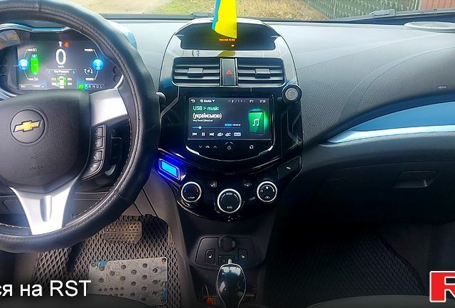 Синій Шевроле Спарк, об'ємом двигуна 0 л та пробігом 110 тис. км за 9000 $, фото 7 на Automoto.ua