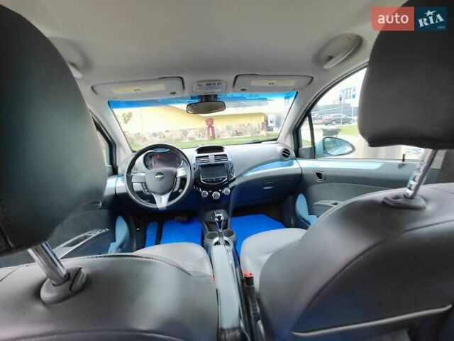 Синій Шевроле Спарк, об'ємом двигуна 0 л та пробігом 120 тис. км за 6100 $, фото 2 на Automoto.ua