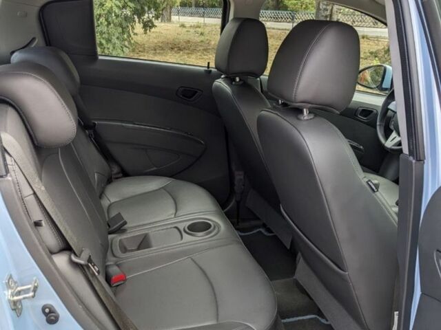 Синий Шевроле Спарк, объемом двигателя 0 л и пробегом 115 тыс. км за 7400 $, фото 2 на Automoto.ua