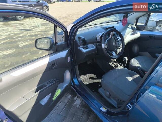Синий Шевроле Спарк, объемом двигателя 1.25 л и пробегом 59 тыс. км за 8000 $, фото 11 на Automoto.ua