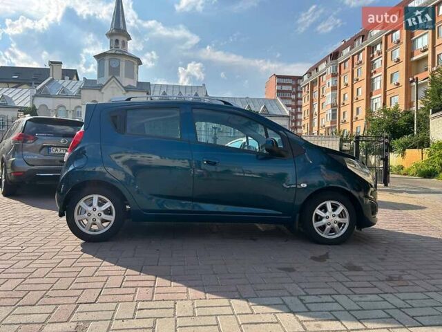 Синій Шевроле Спарк, об'ємом двигуна 1.25 л та пробігом 36 тис. км за 8000 $, фото 4 на Automoto.ua