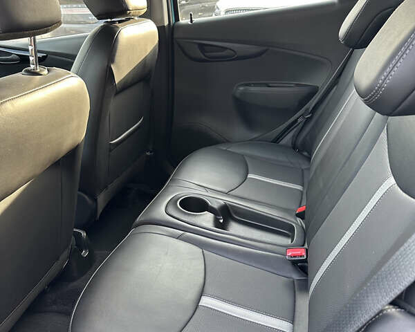 Синій Шевроле Спарк, об'ємом двигуна 1.4 л та пробігом 30 тис. км за 14500 $, фото 8 на Automoto.ua