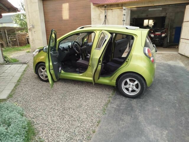 Зеленый Шевроле Спарк, объемом двигателя 1 л и пробегом 170 тыс. км за 4300 $, фото 6 на Automoto.ua