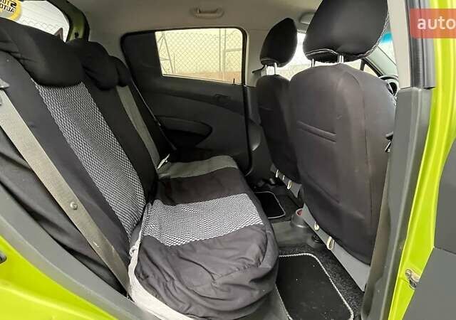 Зеленый Шевроле Спарк, объемом двигателя 1 л и пробегом 178 тыс. км за 4700 $, фото 15 на Automoto.ua