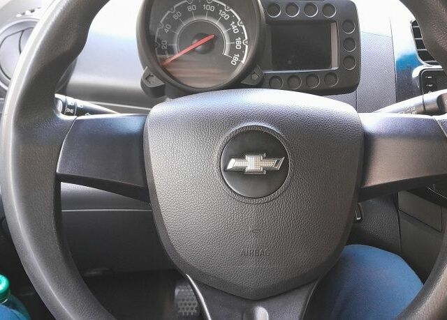 Зеленый Шевроле Спарк, объемом двигателя 1 л и пробегом 135 тыс. км за 3000 $, фото 16 на Automoto.ua