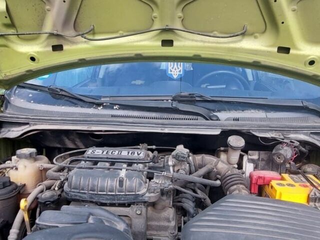 Зеленый Шевроле Спарк, объемом двигателя 1 л и пробегом 135 тыс. км за 3000 $, фото 7 на Automoto.ua