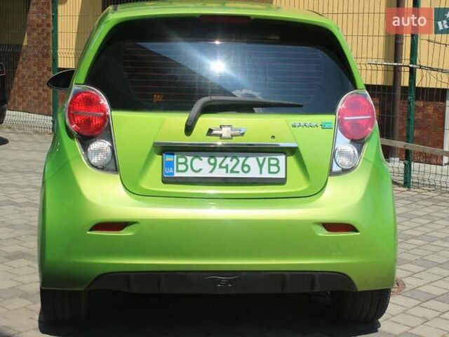 Зеленый Шевроле Спарк, объемом двигателя 0 л и пробегом 75 тыс. км за 6299 $, фото 1 на Automoto.ua
