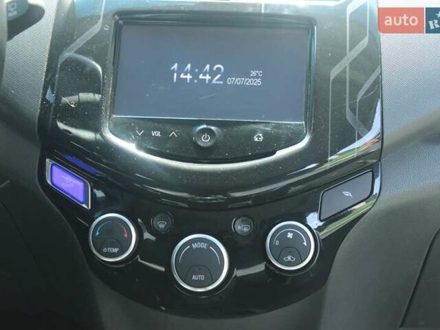 Зеленый Шевроле Спарк, объемом двигателя 0 л и пробегом 75 тыс. км за 6299 $, фото 16 на Automoto.ua