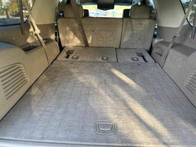 Белый Шевроле Субурбан, объемом двигателя 5.3 л и пробегом 55 тыс. км за 5500 $, фото 11 на Automoto.ua