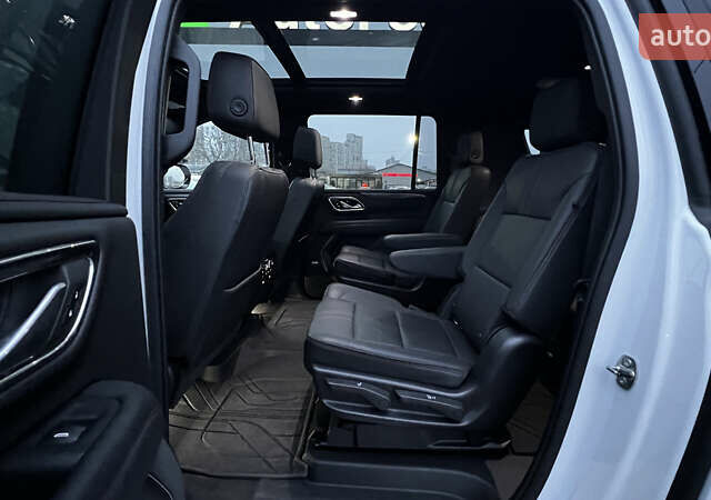 Белый Шевроле Субурбан, объемом двигателя 3 л и пробегом 79 тыс. км за 65999 $, фото 23 на Automoto.ua