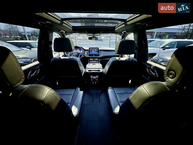 Белый Шевроле Субурбан, объемом двигателя 3 л и пробегом 79 тыс. км за 65999 $, фото 35 на Automoto.ua