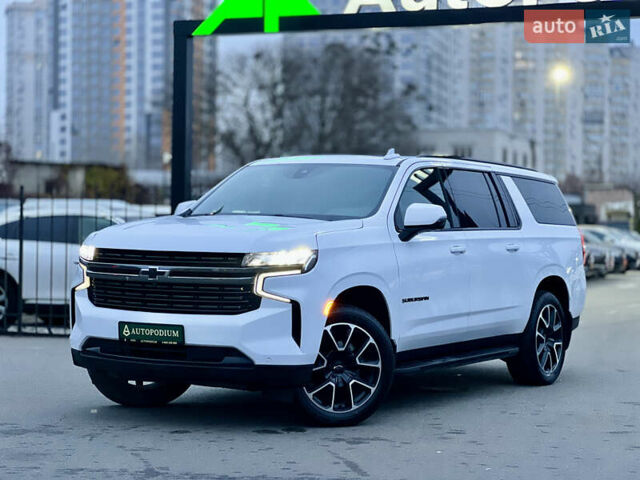Белый Шевроле Субурбан, объемом двигателя 3 л и пробегом 79 тыс. км за 65999 $, фото 1 на Automoto.ua