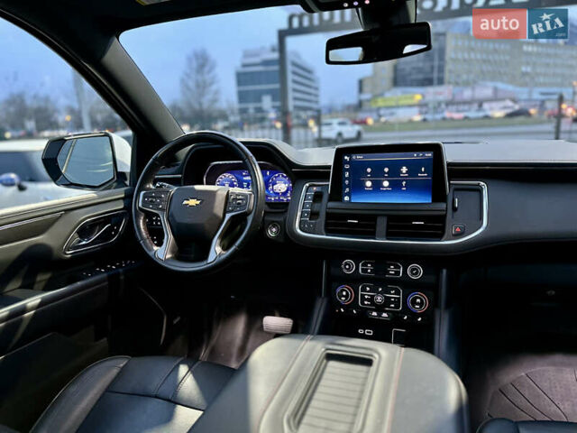 Белый Шевроле Субурбан, объемом двигателя 3 л и пробегом 79 тыс. км за 65999 $, фото 42 на Automoto.ua