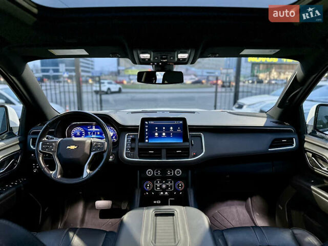 Белый Шевроле Субурбан, объемом двигателя 3 л и пробегом 79 тыс. км за 65999 $, фото 41 на Automoto.ua