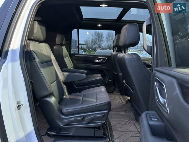 Белый Шевроле Субурбан, объемом двигателя 3 л и пробегом 79 тыс. км за 65999 $, фото 31 на Automoto.ua