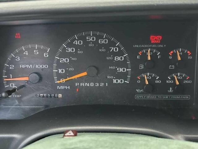 Черный Шевроле Субурбан, объемом двигателя 7.5 л и пробегом 565 тыс. км за 12000 $, фото 11 на Automoto.ua