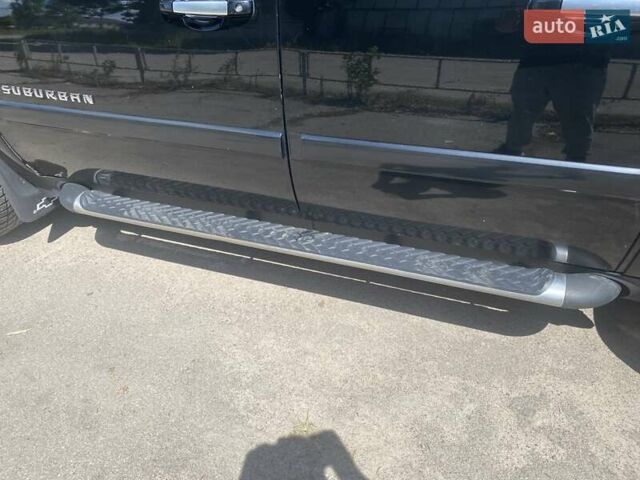 Чорний Шевроле Субурбан, об'ємом двигуна 5.3 л та пробігом 230 тис. км за 16500 $, фото 7 на Automoto.ua