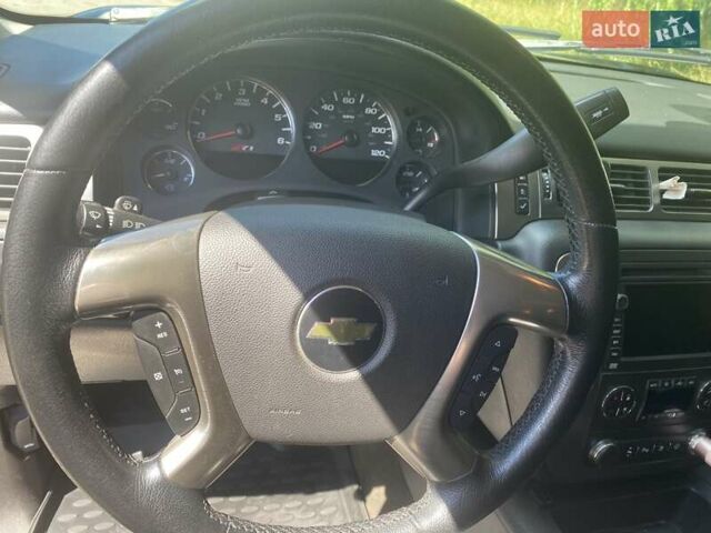 Чорний Шевроле Субурбан, об'ємом двигуна 5.3 л та пробігом 230 тис. км за 16500 $, фото 15 на Automoto.ua