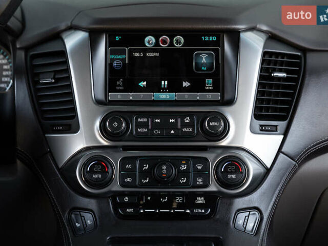 Черный Шевроле Субурбан, объемом двигателя 5.33 л и пробегом 153 тыс. км за 33000 $, фото 13 на Automoto.ua