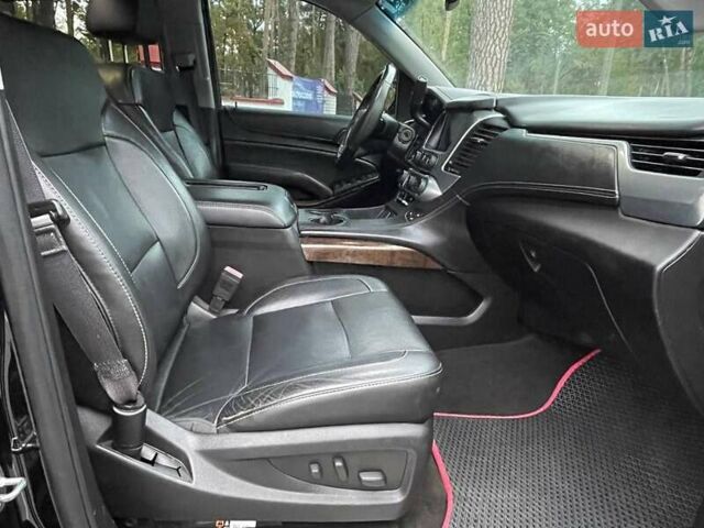 Черный Шевроле Субурбан, объемом двигателя 5.33 л и пробегом 143 тыс. км за 25000 $, фото 10 на Automoto.ua